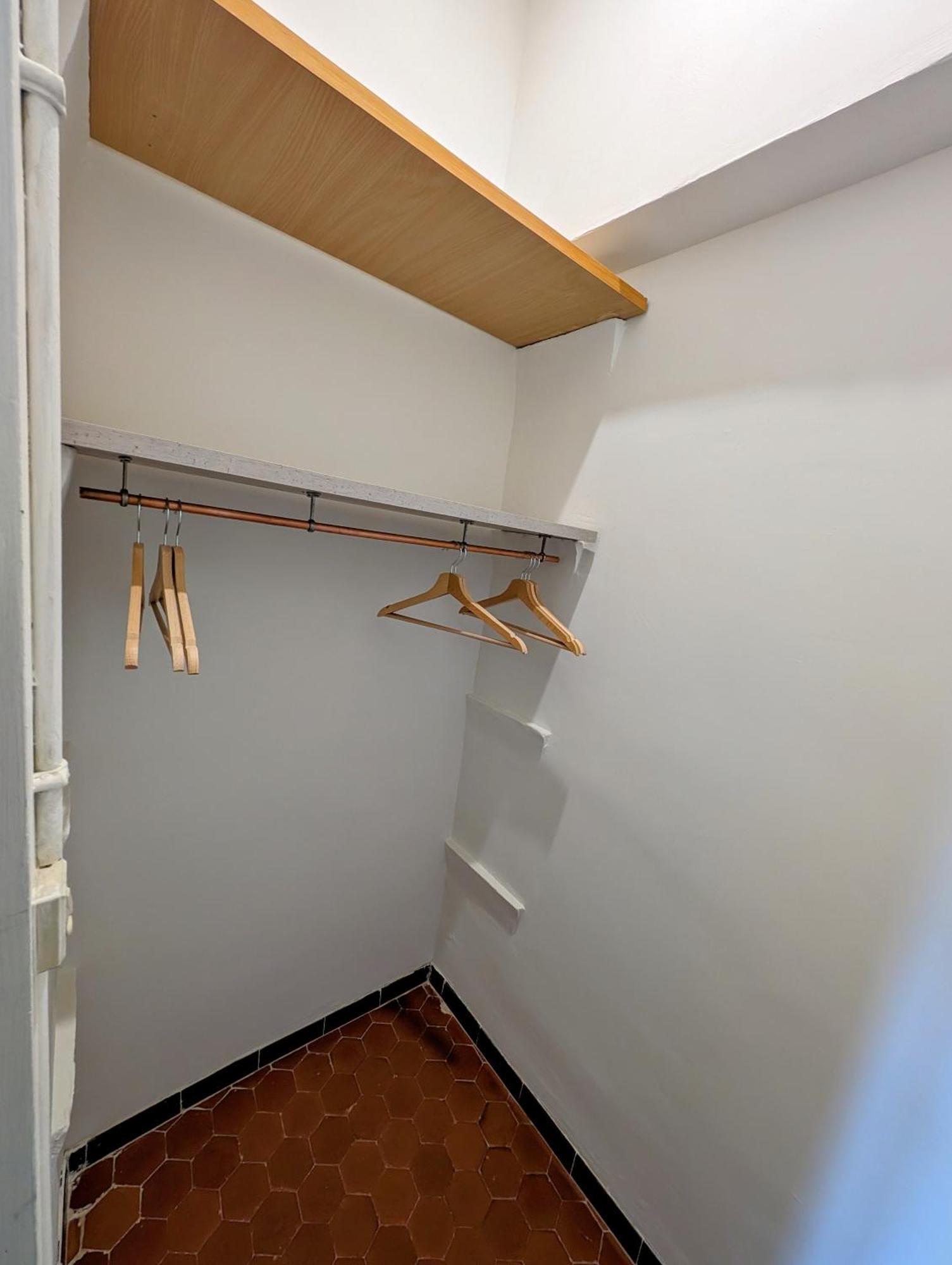 Maison De Style Tout Confort, Position Ideale, Avec Clim Et Petit Exterieur Orange  Ngoại thất bức ảnh