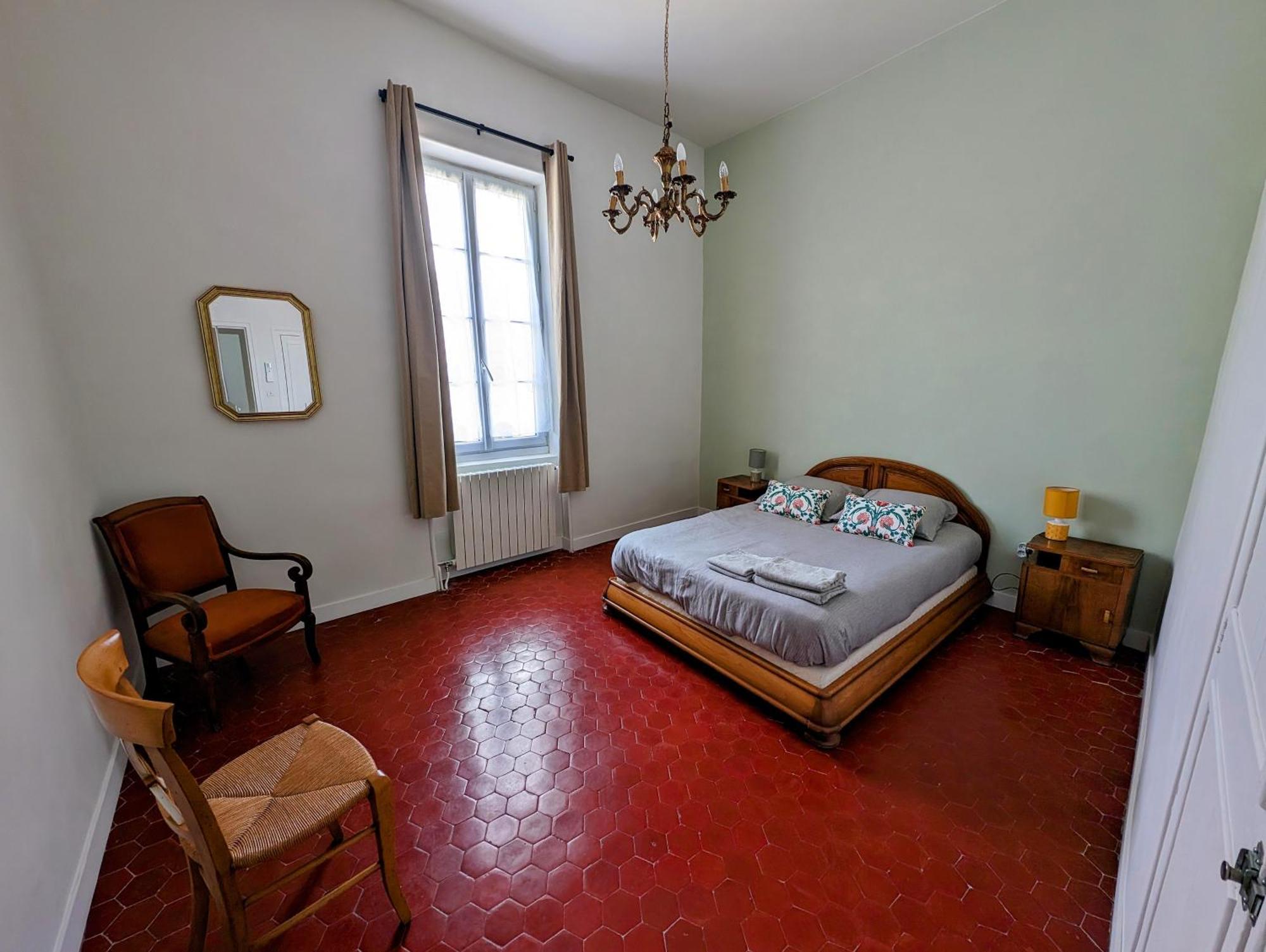 Maison De Style Tout Confort, Position Ideale, Avec Clim Et Petit Exterieur Orange  Ngoại thất bức ảnh